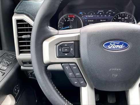 Certified 2021 Ford F250 Lariat AWD/4WD image 24