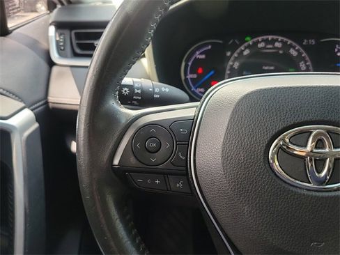 Used 2021 Toyota RAV4 Limited image 15