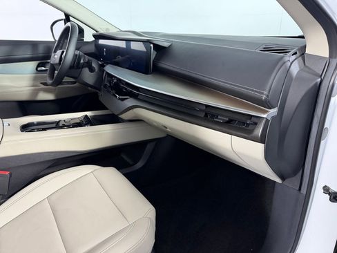 Used 2025 Nissan Murano SL w/ Cargo Package image 32