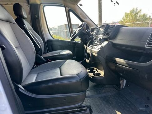 Used 2023 RAM ProMaster 2500 FWD image 13