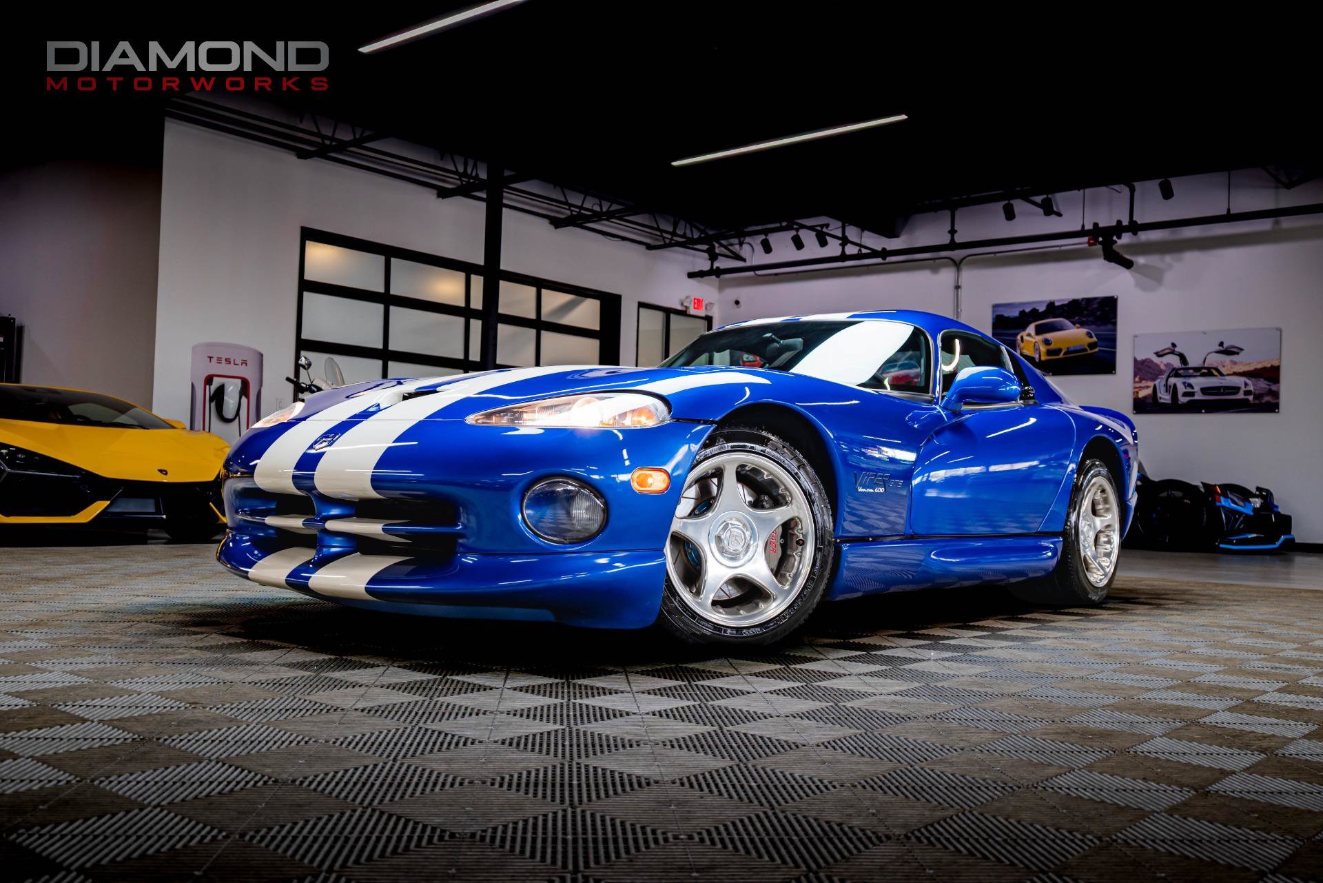 Used 1996 Dodge Viper GTS RWD image 1