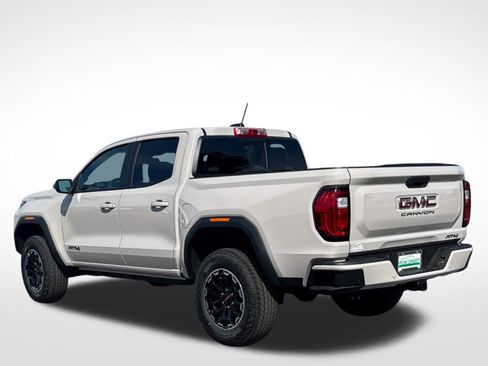 New 2026 GMC Canyon AT4 AWD/4WD image 5