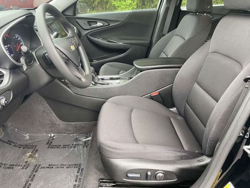 Used 2024 Chevrolet Malibu LT FWD image 13