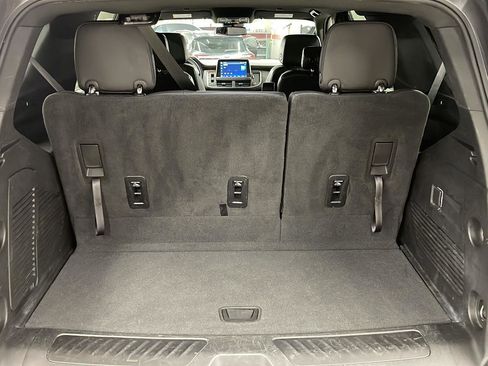 Used 2023 Chevrolet Tahoe LT image 7