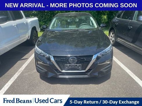 Used 2023 Nissan Sentra SV FWD image 2