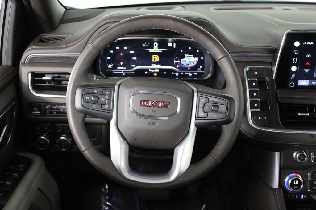Used 2022 GMC Yukon SLT w/ SLT Premium Package AWD/4WD image 9