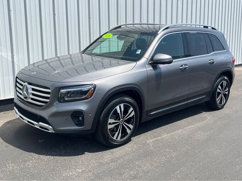 Used 2026 Mercedes-Benz GLB 250 image 1