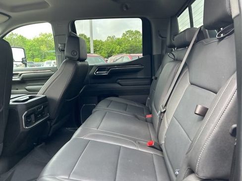 Used 2024 Chevrolet Silverado 1500 LTZ AWD/4WD image 42