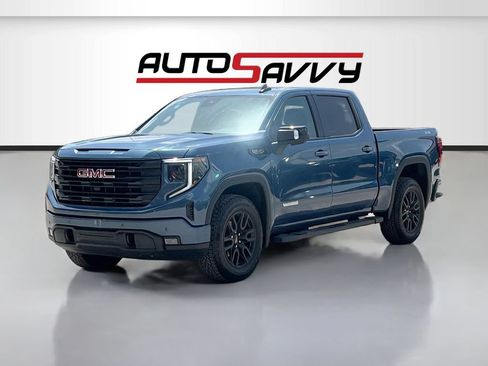 Used 2026 GMC Sierra 1500 Elevation w/ Elevation Premium Package AWD/4WD image 3