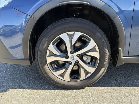 Used 2020 Subaru Outback Limited w/ Popular Package #2 image 11