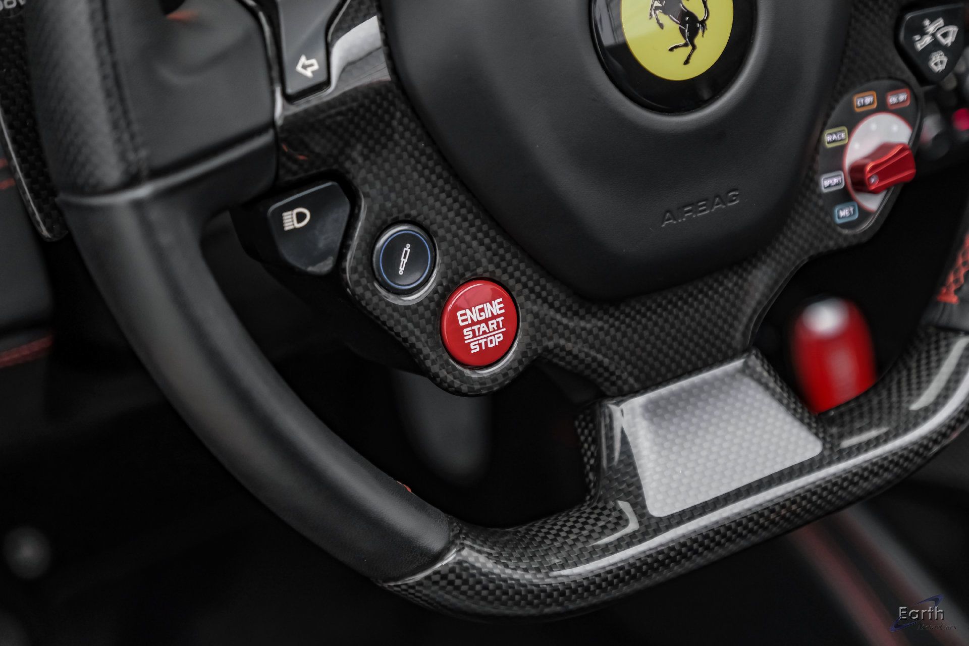 Used 2018 Ferrari 488 Spider RWD image 59