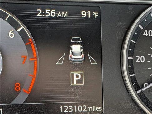 Used 2018 Nissan Kicks SR FWD image 5