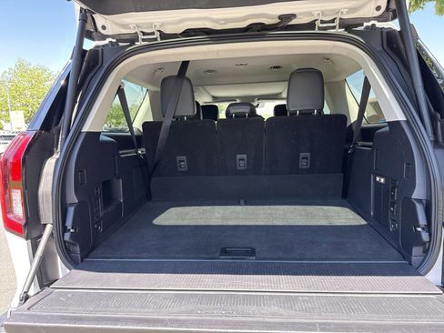 Used 2025 Ford Expedition Max Platinum AWD/4WD image 24