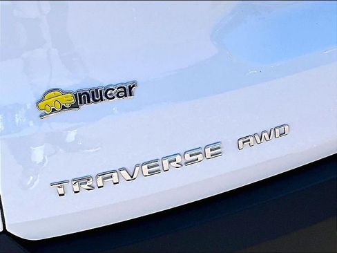 Used 2023 Chevrolet Traverse LT AWD/4WD image 28