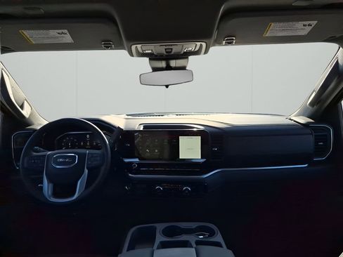 New 2026 GMC Sierra 1500 SLE image 23