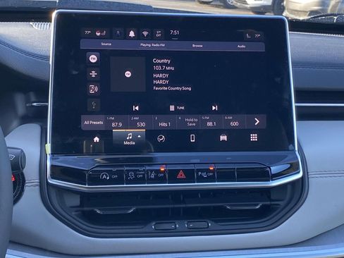 New 2026 Jeep Compass Limited image 26