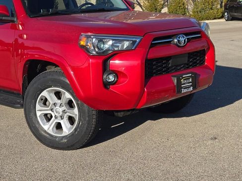 Used 2024 Toyota 4Runner SR5 image 2