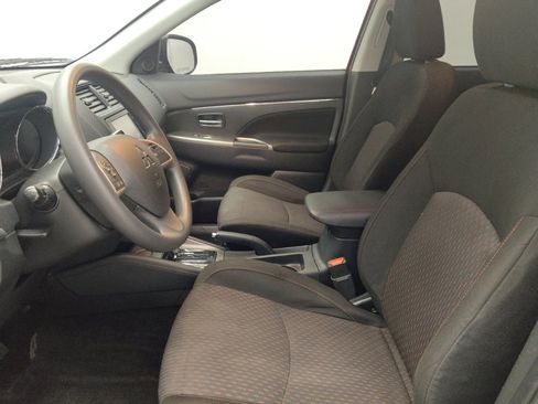Used 2019 Mitsubishi Outlander Sport ES FWD image 17