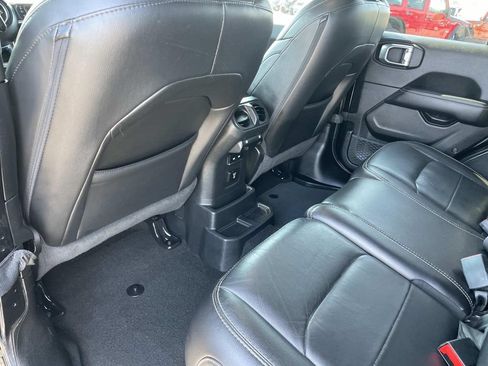 Used 2022 Jeep Wrangler Unlimited Sahara w/ Safety Group AWD/4WD image 13