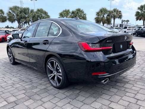 Used 2024 BMW 330i xDrive Sedan w/ Premium Package AWD/4WD image 11