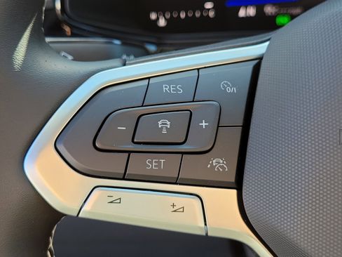 New 2026 Volkswagen Taos S FWD image 24