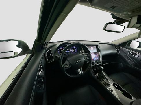 Used 2017 INFINITI Q50 2.0t RWD image 18