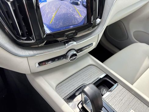 Used 2023 Volvo XC60 B5 Plus w/ Protection Package AWD/4WD image 21