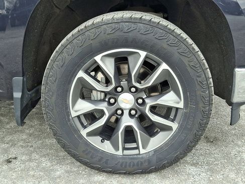 Certified 2023 Chevrolet Silverado 1500 LT image 8