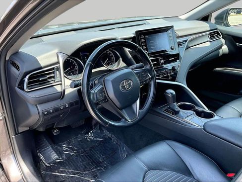Used 2023 Toyota Camry SE FWD image 17