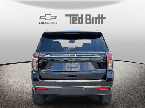 Used 2022 Chevrolet Tahoe Z71 w/ Luxury Package AWD/4WD image 5