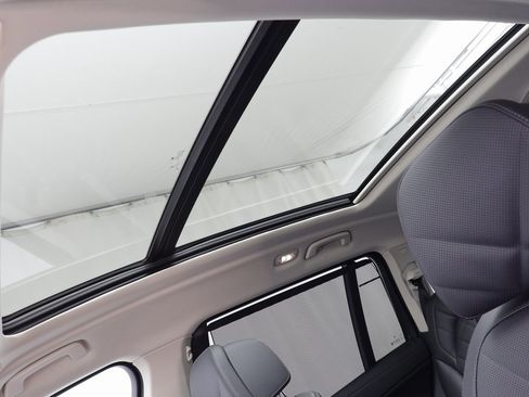 Used 2025 BMW X7 xDrive40i image 14