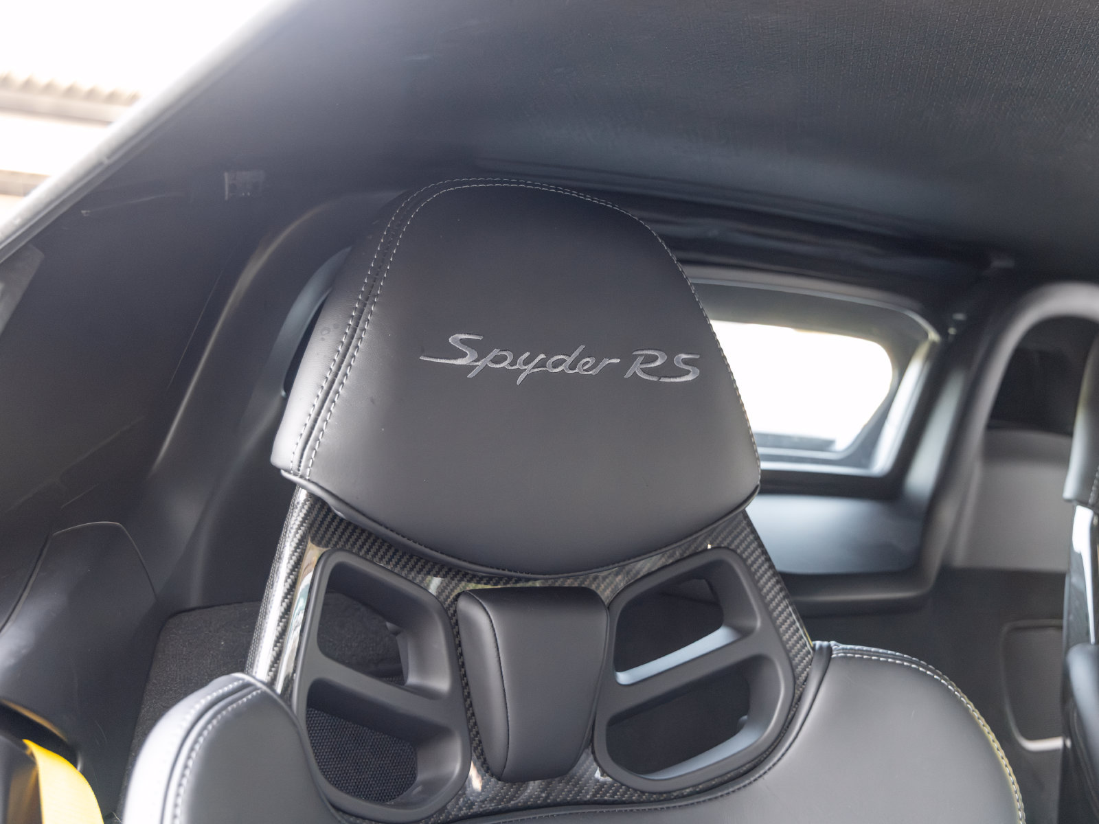 Certified 2025 Porsche 718 Boxster Spyder RS RWD image 67