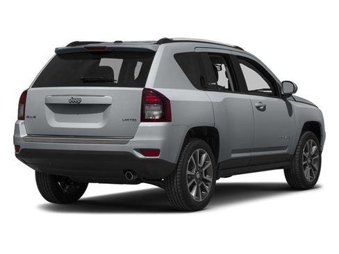 Used 2014 Jeep Compass Latitude AWD/4WD image 4
