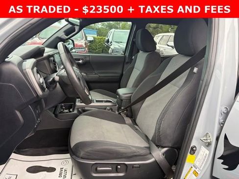 Used 2020 Toyota Tacoma TRD Sport RWD image 14
