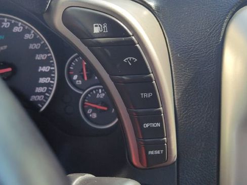 Used 2005 Chevrolet Corvette Coupe w/ Preferred Equipment Group image 41