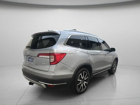 Used 2019 Honda Pilot Touring image 6