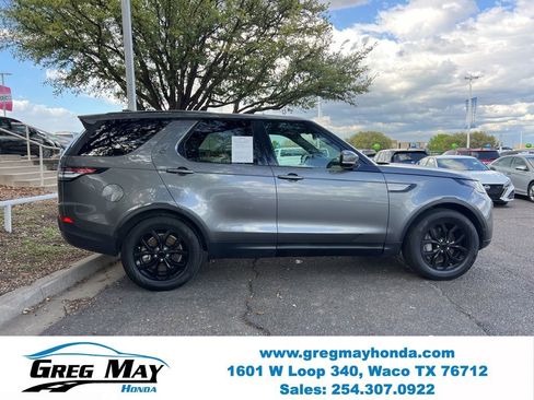 Used 2018 Land Rover Discovery SE image 8