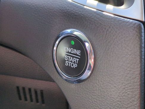 Used 2021 Ford Edge SEL w/ Convenience Package image 19