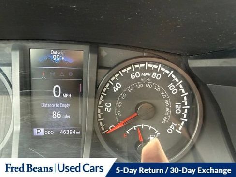 Certified 2022 Toyota Tacoma SR AWD/4WD image 22