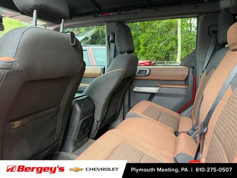 Used 2023 Ford Bronco Outer Banks AWD/4WD image 5