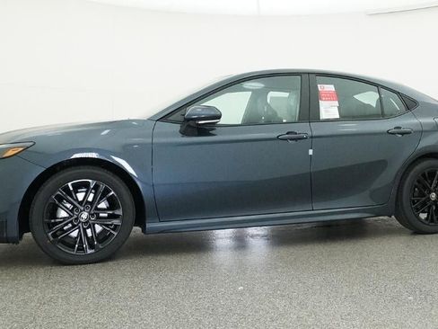 New 2026 Toyota Camry SE image 18