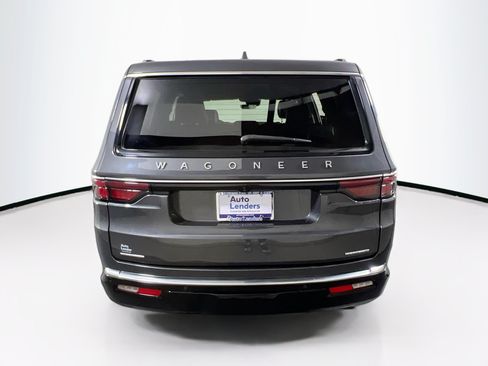 Used 2022 Jeep Wagoneer Series III w/ Flexible Seating Group AWD/4WD image 6