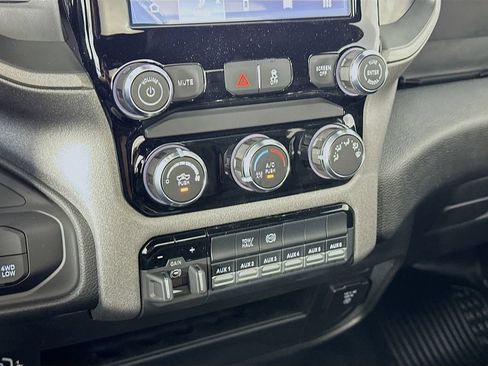 New 2026 RAM 3500 Tradesman w/ Chrome Appearance Group A AWD/4WD image 15