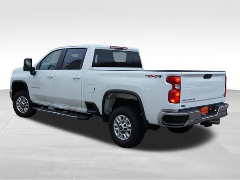 Certified 2025 Chevrolet Silverado 2500 LT w/ Convenience Package image 7