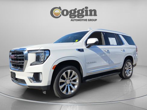 Used 2021 GMC Yukon SLT w/ SLT Luxury Plus Package image 3