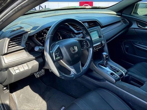 Used 2018 Honda Civic Sport image 14