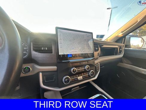 Used 2023 Ford Expedition Max Limited image 12