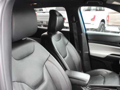 Used 2024 Jeep Compass Limited AWD/4WD image 35