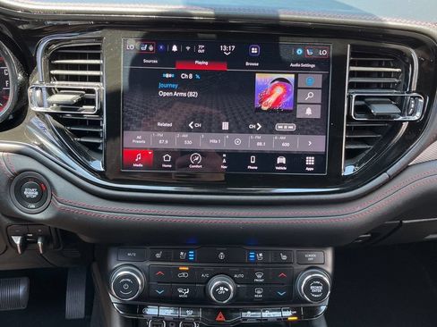Used 2023 Dodge Durango GT RWD image 15