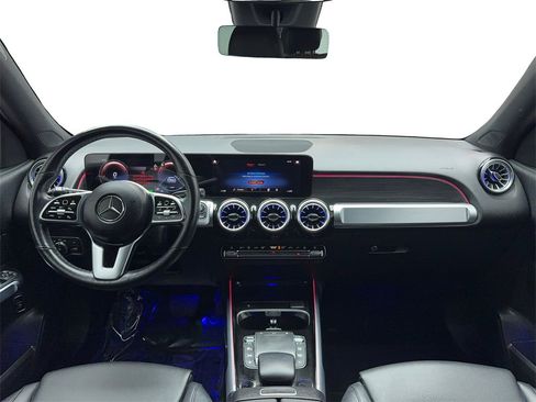 Used 2023 Mercedes-Benz EQB 250+ image 17